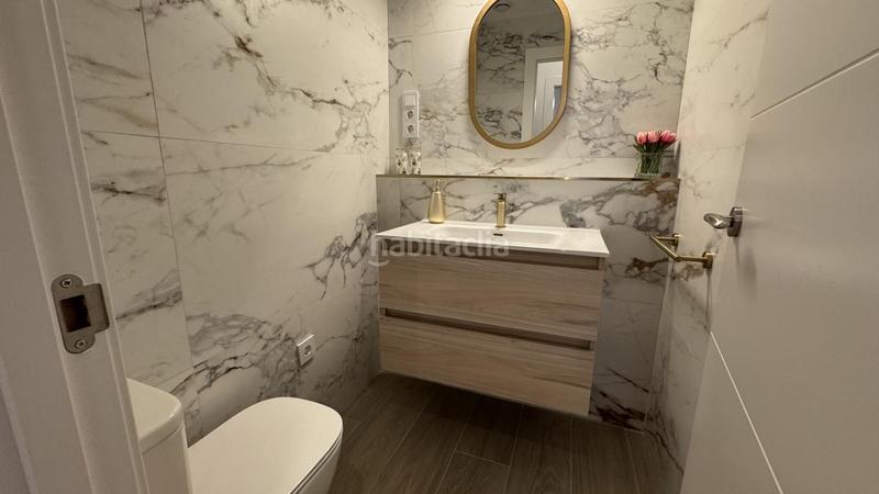Foto 31f31c8d-6eda-450e-a5ce-c95458a3ea74. Piso dlr 1754 hermoso piso de 2 dormitorios y 2 baños recientemente reformado a la venta zona zaidín en Granada