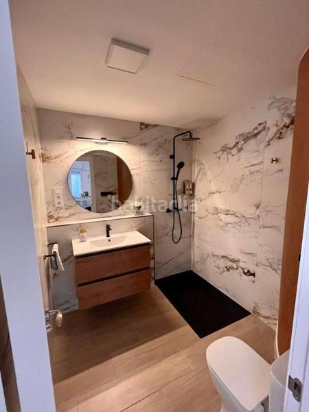 Foto 70a0527c-13df-4210-99ac-f5026f41efc0. Piso dlr 1754 hermoso piso de 2 dormitorios y 2 baños recientemente reformado a la venta zona zaidín en Granada