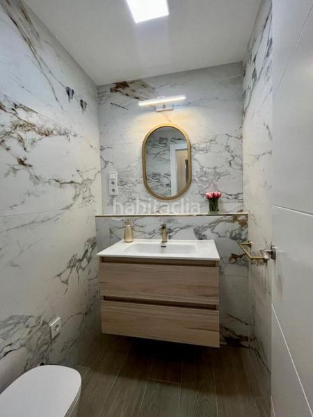 Foto cd469cd7-4886-48bc-b6dd-120ee59bbaed. Piso dlr 1754 hermoso piso de 2 dormitorios y 2 baños recientemente reformado a la venta zona zaidín en Granada
