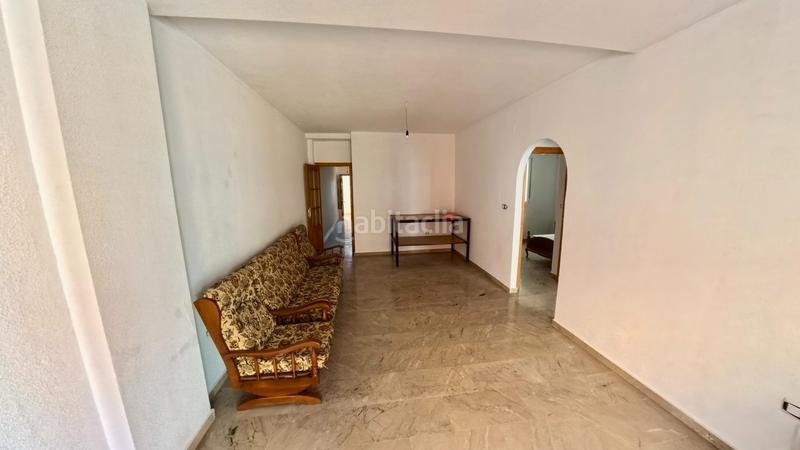 Foto 064a29ca-b877-4d60-a816-ed0bc447d5e1. Piso  en venta , cerca de mercadona c. san isidro 3 dormitorios, 2 baños y garaje en Albolote