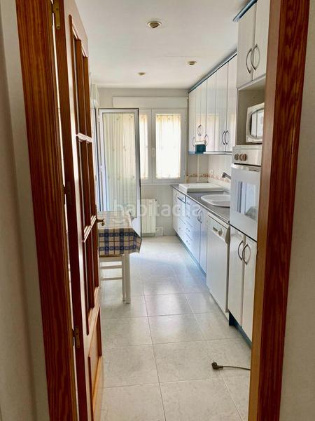 Foto 4d04a2ca-0af1-4eb8-9f84-f8392df0c9ef. Piso dlr 1803 hermoso apartamento de 3 dormitorios en venta en plaza de la merced, en Baza