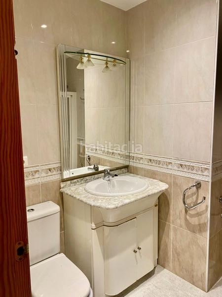 Foto 903d3989-bde7-441b-84bb-1527b849d9fd. Piso dlr 1803 hermoso apartamento de 3 dormitorios en venta en plaza de la merced, en Baza