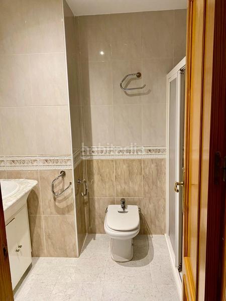 Foto dd3818e9-03e7-44ae-bff0-24f80f10c136. Piso dlr 1803 hermoso apartamento de 3 dormitorios en venta en plaza de la merced, en Baza