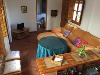 Rent Flat  Calle calle charca. Piso en alquiler en el albaicín, granada  ideal para una persona