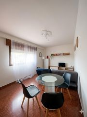 Location Appartement  Calle calle periodista luis de vicente. Amplio piso de 3 dormitorios para estudiantes en campo verde  ju