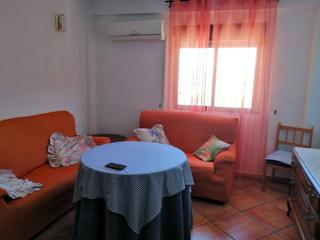 Location Appartement  Calle curro cuchares. Cómodo y acogedor piso de 3 dormitorios en alquiler  zona la cru