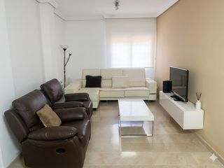 Rent Flat  Carretera de malaga. Luminoso piso de 2 dormitorios en alquiler en villarejo, granada