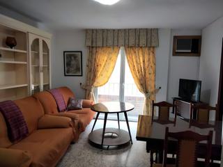 Lloguer Pis  Calle faisan. Amplio y cómodo piso en alquiler de 4 dormitorios  zona pajarito