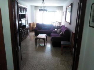 Miete Etagenwohnung  Calle buenos aires. Piso de 4 dormitorios en alquiler ideal para estudiantes  zona a