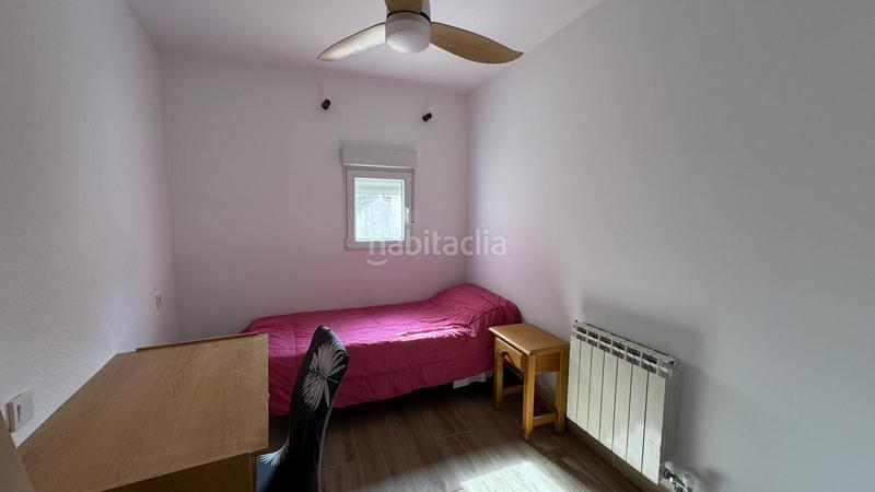 Foto 723a90da-a4fa-4f32-8620-3003afc285be. Alquiler piso dlr 1746 cómodo piso de 3 dormitorios en alquiler en el centro zona san matías en Granada