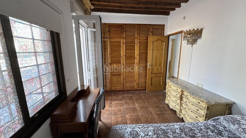 Foto b52dcd29-dfec-4624-9e00-8afa380ee5af. Alquiler piso dlr 1746 cómodo piso de 3 dormitorios en alquiler en el centro zona san matías en Granada