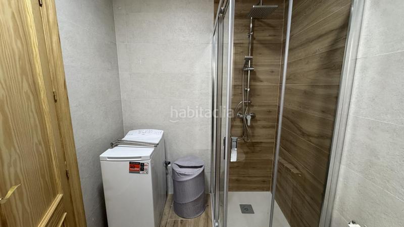 Foto ddfedff3-d0ad-47bf-89d8-cb5c615b5cde. Alquiler piso dlr 1746 cómodo piso de 3 dormitorios en alquiler en el centro zona san matías en Granada