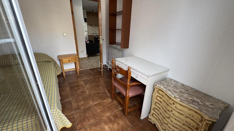 Foto e57b3316-4fe1-487b-aff5-a26ede6c6ed4. Alquiler piso dlr 1746 cómodo piso de 3 dormitorios en alquiler en el centro zona san matías en Granada