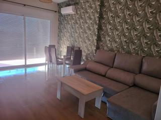 Location Appartement  Calle pdta aureliano castillo b. Amplio y luminoso piso de 4 dormitorios en alquiler  zona campo