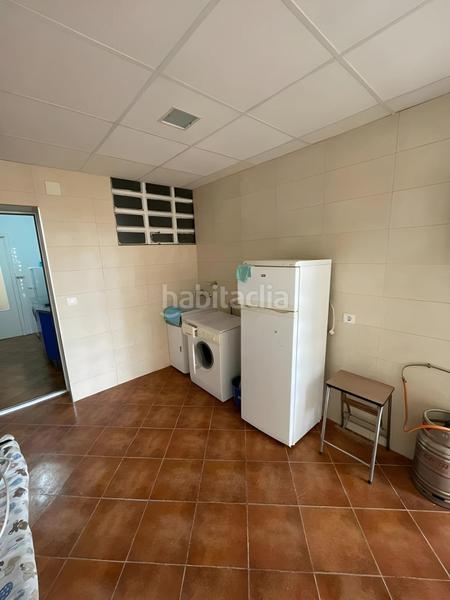 Foto 58490bb2-6275-4b99-9374-53348171fcfc. Alquiler piso amplio y luminoso piso de 4 dormitorios en alquiler zona Campo Verde, terraza, aire acondicionado y comunidad incluida en Granada