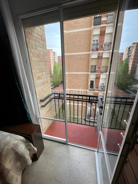 Foto c3971101-acb8-4ff1-a2ec-72d727eefe1f. Alquiler piso amplio y luminoso piso de 4 dormitorios en alquiler zona Campo Verde, terraza, aire acondicionado y comunidad incluida en Granada