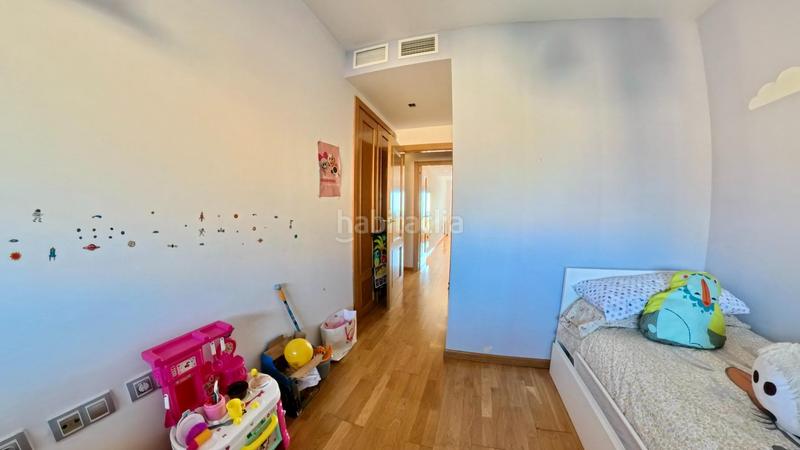 Foto 10485143-a9fe-4413-92ca-a399b6d029d1. Alquiler apartamento piso en alquiler en Campus de la Salud, terraza, piscina y parking incluido ref dlr00044 en Granada