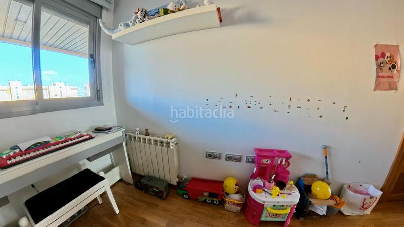 Foto 534315fa-aebb-47d5-838a-59d79e079f47. Alquiler apartamento piso en alquiler en Campus de la Salud, terraza, piscina y parking incluido ref dlr00044 en Granada