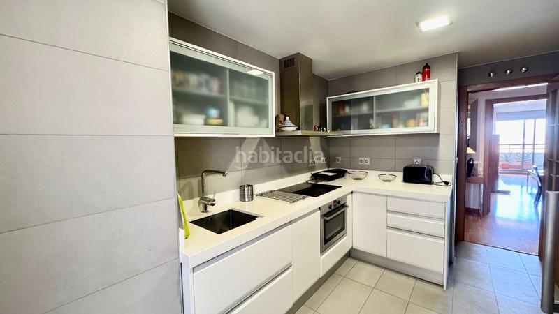 Foto 5c8a29e3-386b-40cf-ac5d-3f5bbdc5dfa9. Alquiler apartamento piso en alquiler en Campus de la Salud, terraza, piscina y parking incluido ref dlr00044 en Granada