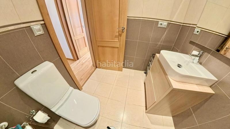 Foto 6d37cbf7-b12f-4975-8169-912e6e7ce66a. Alquiler apartamento piso en alquiler en Campus de la Salud, terraza, piscina y parking incluido ref dlr00044 en Granada