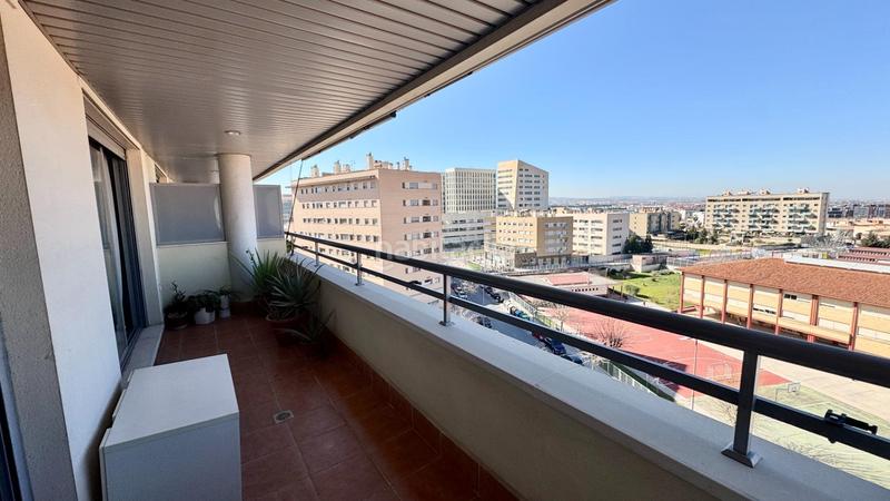 Foto a0ad7335-0d53-433e-892b-e695456019c1. Alquiler apartamento piso en alquiler en Campus de la Salud, terraza, piscina y parking incluido ref dlr00044 en Granada
