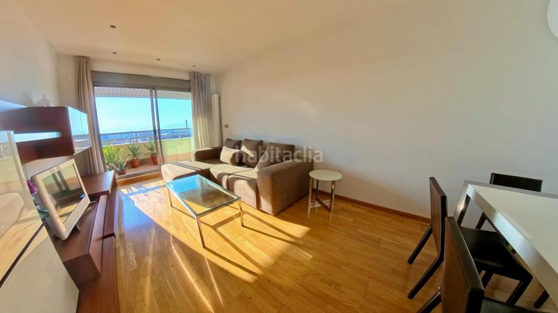 Foto df08d7df-9b90-4356-8028-4cf9df563d8a. Alquiler apartamento piso en alquiler en Campus de la Salud, terraza, piscina y parking incluido ref dlr00044 en Granada