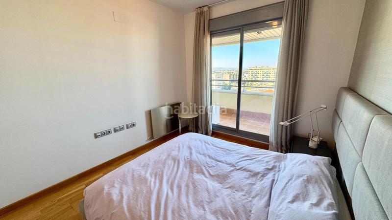 Foto fdd9577a-2c47-487f-812b-fcbd98cabd86. Alquiler apartamento piso en alquiler en Campus de la Salud, terraza, piscina y parking incluido ref dlr00044 en Granada
