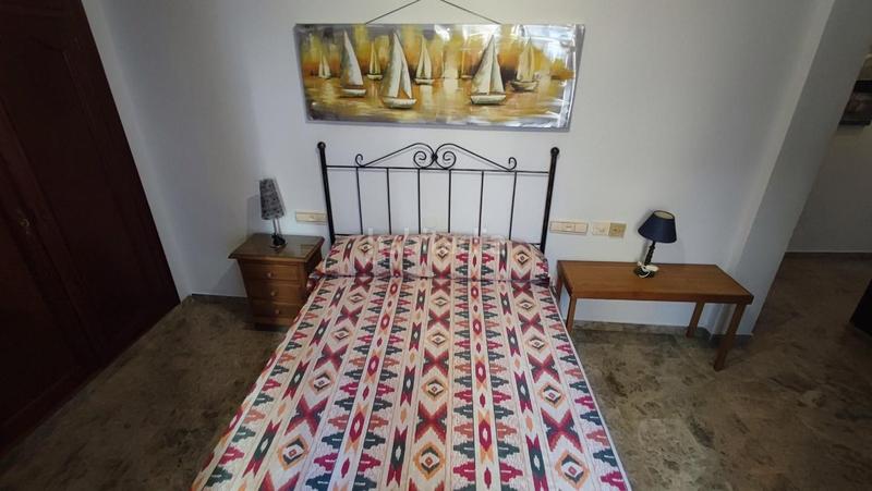 Foto 2fb4b5d1-3a0b-49c6-9042-d997fd3d819a. Miete etagenwohnung mit heizung in Centro - Sagrario Granada