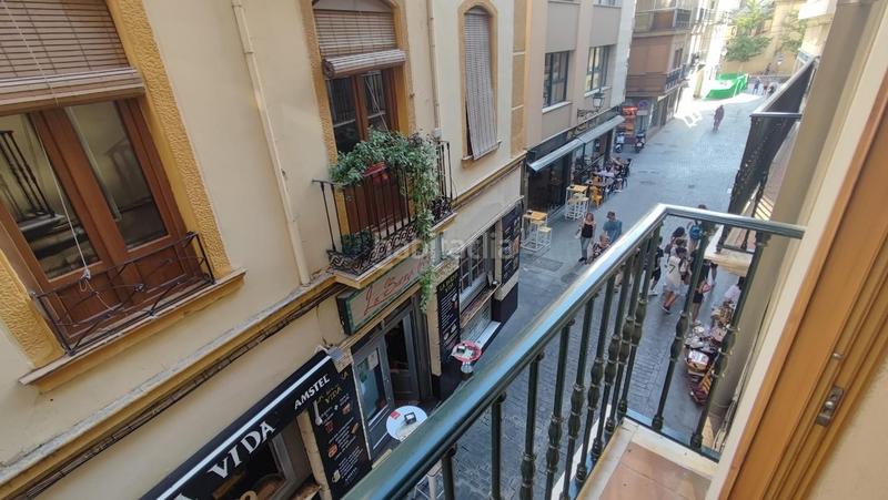 Foto 1d5194bc-c338-49f0-a2d3-f73790d2fbba. Rent flat with heating in Centro - Sagrario Granada