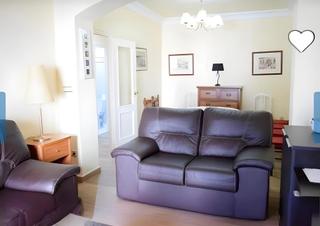 Location Appartement  Calle martinez de la rosa. Amplio y cómodo piso de 4 dormitorios y 2 baños  zona facultad d