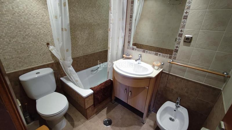 Foto 6a0f2fb6-d0ef-4761-ac8f-02c7b324fdbe. Alquiler piso apartamento de lujo en alquiler en primera línea de playa urbanización privilegiad en Estepona