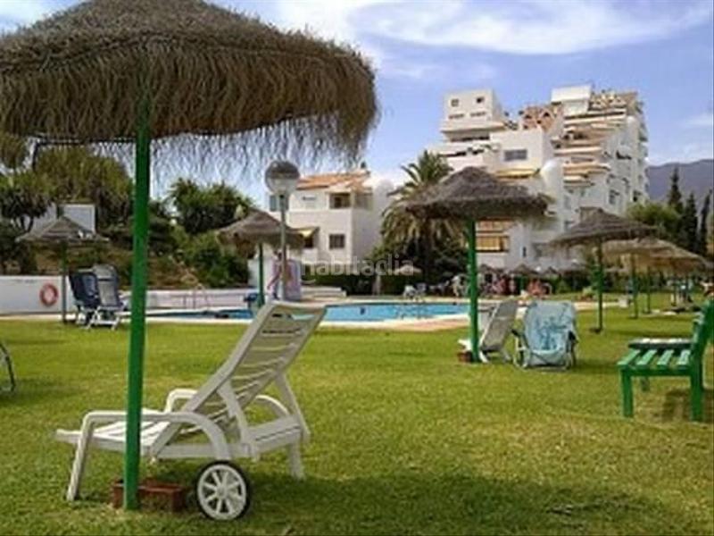Foto 93dfb768-51e8-4b2c-90fc-ae2fa9a51063. Alquiler piso apartamento de lujo en alquiler en primera línea de playa urbanización privilegiad en Estepona