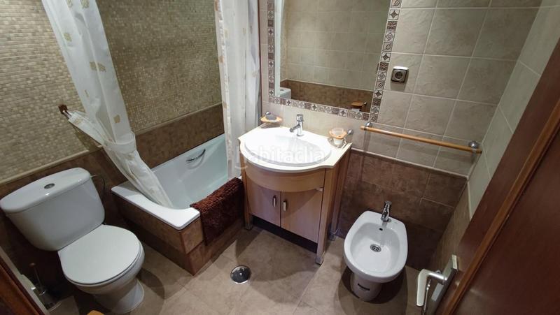 Foto c111fd84-c36e-471b-9ee3-c95e2447c60f. Alquiler piso apartamento de lujo en alquiler en primera línea de playa urbanización privilegiad en Estepona