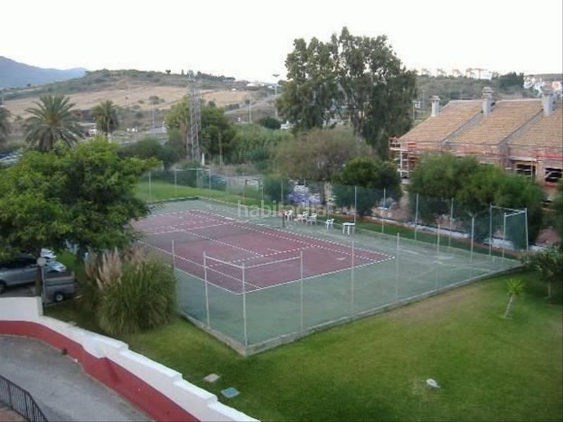 Foto cffa297b-0570-44f7-aed4-e210224ab854. Alquiler piso apartamento de lujo en alquiler en primera línea de playa urbanización privilegiad en Estepona