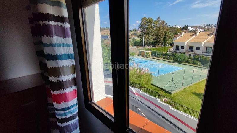 Foto 19dc131c-01f6-4f5a-8f88-444db55aee8c. Rent flat with parking pool in Guadalobón Estepona