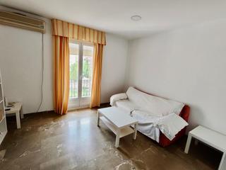 Location Appartement  Calle horno espadero. Piso de 2 dormitorios en alquiler  zona centro, granada  luminos