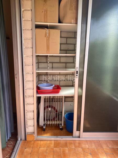 Foto 1a0121b4-befc-4ee4-a89d-6cb65f21fa30. Alquiler piso amplio y cómodo piso de 4 dormitorios ideal para estudiantes zona San Francisco Javier calle ribera del beiro comunidad incluid en Granada