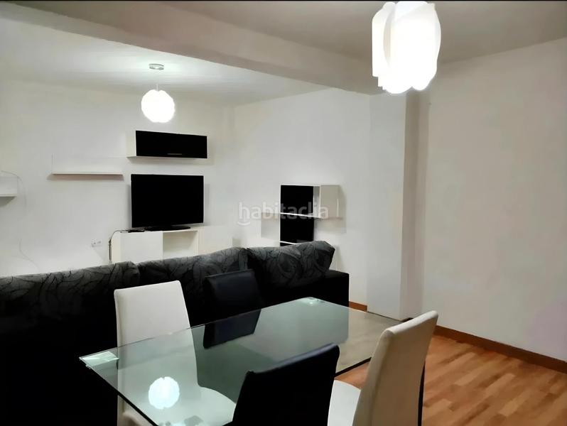 Foto 06bdd082-39c1-4c61-9d06-7c4d843af207. Piso  en venta en calle ángel barrios, esquina Camino de Ronda 2 dormitorios, 1 baño, patio comunitario en usufructo, ascensor dl en Granada