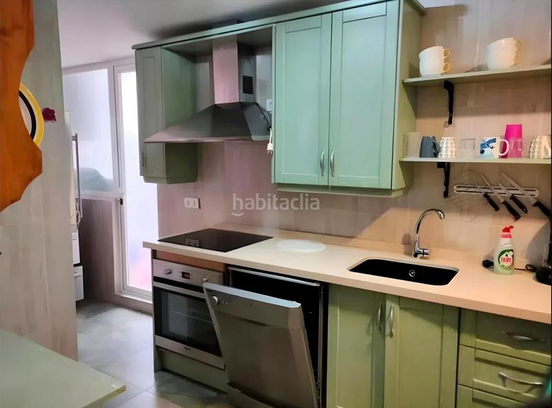 Foto 3a77274e-0c4b-4ca0-9bb5-acd3dec02836. Piso  en venta en calle ángel barrios, esquina Camino de Ronda 2 dormitorios, 1 baño, patio comunitario en usufructo, ascensor dl en Granada