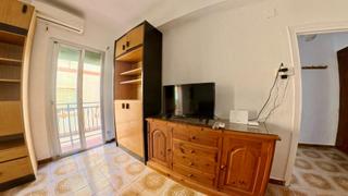 Location Appartement  Calle san romulo. Piso de 3 dormitorios para estudiantes  barrio san francisco jav