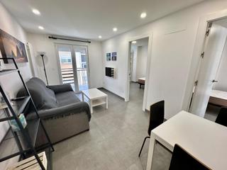Miete Etagenwohnung  Calle cañaveral. Piso reformado 3 hab. junto facultad de ciencias  plaza einstein