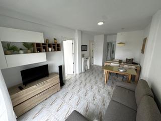 Location Appartement  Calle polo y caña. Piso en alquiler en granada capital  3 habitaciones, ascensor y