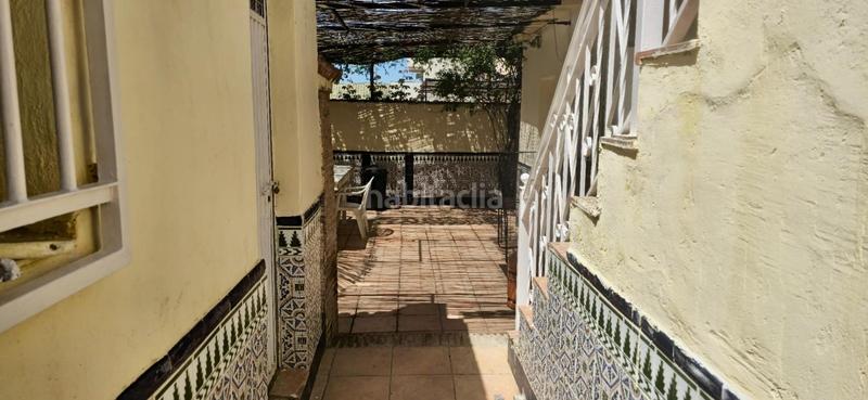 Foto 6f4e036c-e62e-4a0b-ac44-6572266f10ce. Chalet  independiente en venta en urbanización arenal, parcela 1.000 m, planta baja, piscina y garaje en Alhendín