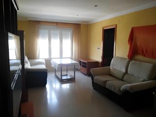 Miete Etagenwohnung  Calle pilar garcia romanillos. Piso luminoso en alquiler junto al campus de cartuja  c pilar ga