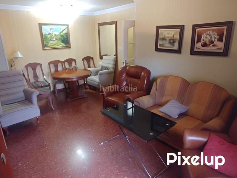 Foto 4ffb4f3b-b03e-4942-b94a-3a8f3de3802f. Alquiler piso magnífico piso en alquiler en c rey abu said, Fígares capital ref dlr883 en Granada