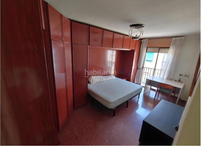 Foto a505a882-83e9-4047-965c-f578285beee8. Alquiler piso magnífico piso en alquiler en c rey abu said, Fígares capital ref dlr883 en Granada