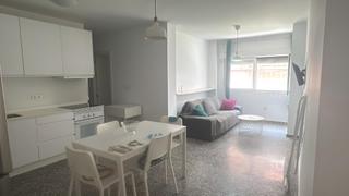 Lloguer Pis  Calle horacio (cer). Piso en de 3 dormitorios en alquiler para estudiantes  cerrillo
