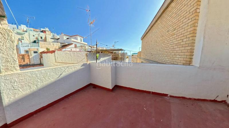 Foto 8cf2590f-4e15-4701-b773-caaae5c0ae6a. Reihenhaus mit heizung in Almuñecar centro Almuñécar