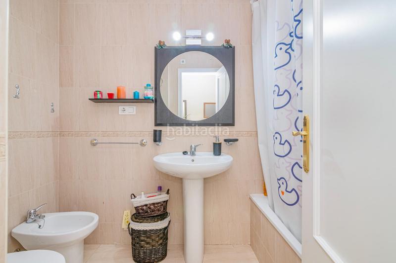 Foto c724ac8d-6d30-4a0f-8866-10a1f0353c8c. Etagenwohnung mit heizung in San Antón Armilla