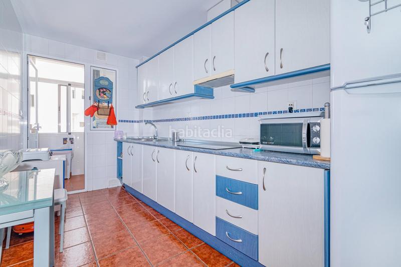 Foto f8f45cb2-90e8-47bc-98f9-6f4c7bbaeeaf. Etagenwohnung mit heizung in San Antón Armilla